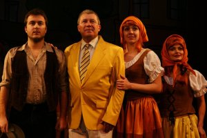 162775_1832198167432_908758_n